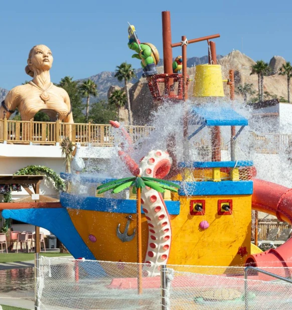 Kraken’s Kids Port Pool View Club (premium)