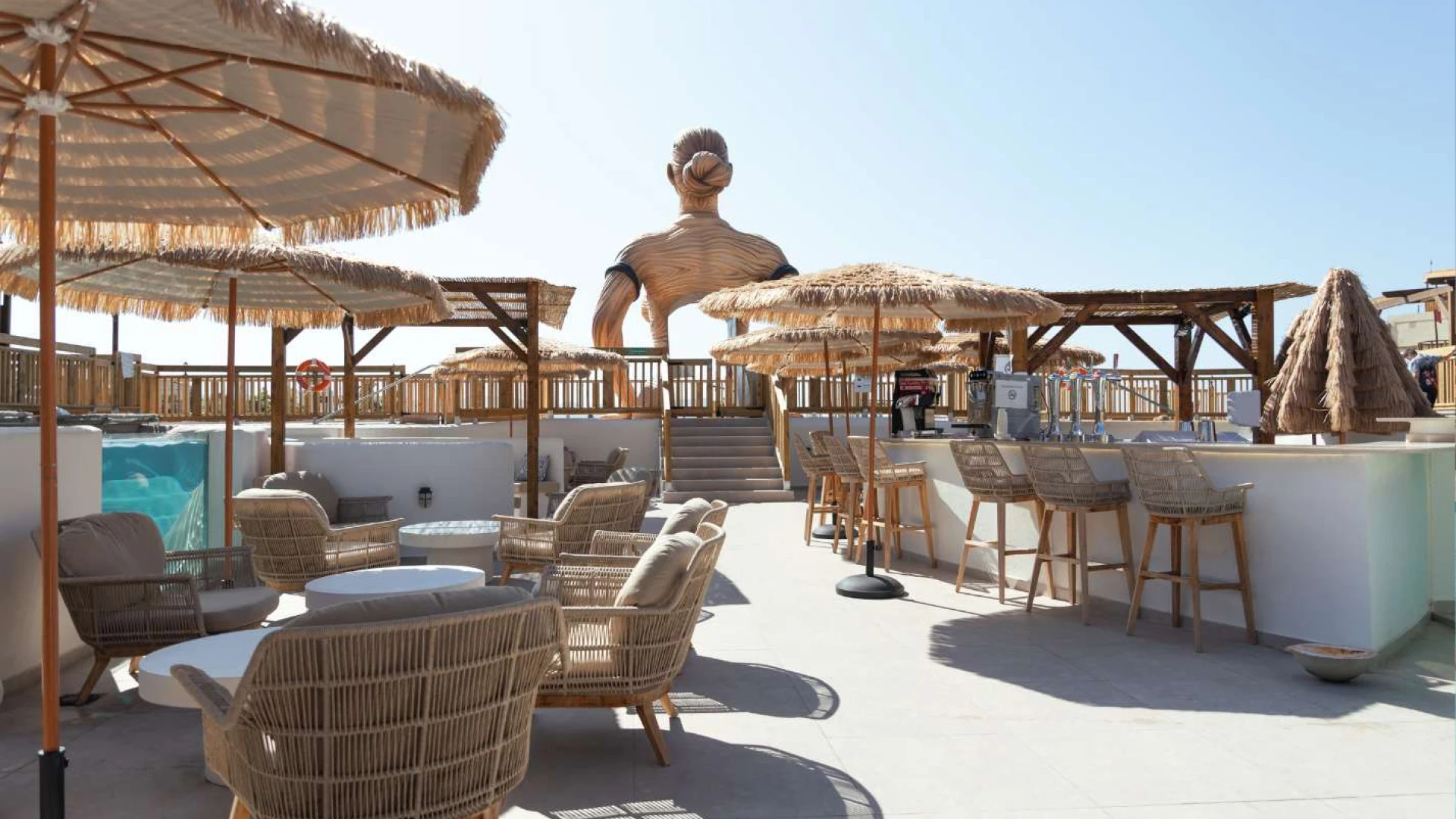 Paradise Island Swim Up Bar